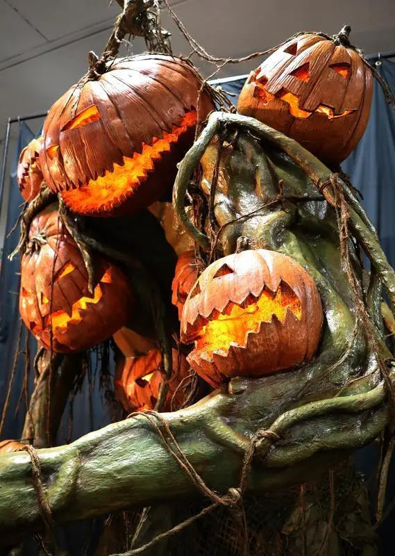2025 Halloween Giant Pumpkin Decor – Spooky Monster & Child Figure Set for Yard Displays