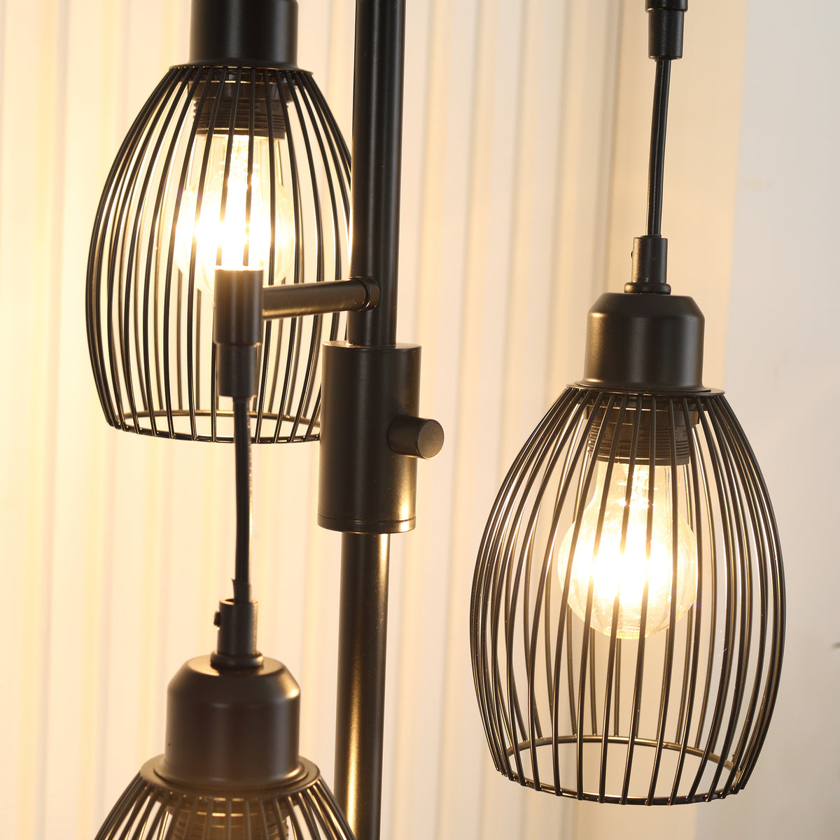 HOMCOM Stehleuchte im Industrie-Design mit 3 Lampenschirmen 30 cm x 30 cm x 170,5 cm Stahl